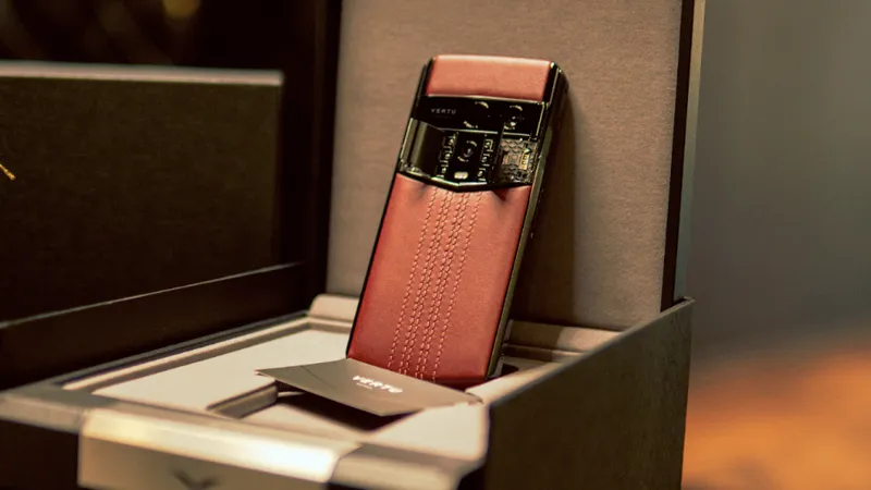 Vertu, thương hiệu điện thoại xa xỉ đến từ Anh Quốc giúp người dùng thể hiện phong cách riêng