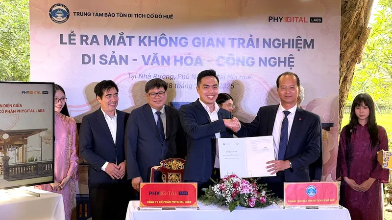 Trung tâm Bảo tồn Di tích Cố đô Huế và Phygital Labs ký kết Biên bản Ghi nhớ (MOU) hợp tác ứng dụng công nghệ trong phát triển di sản
