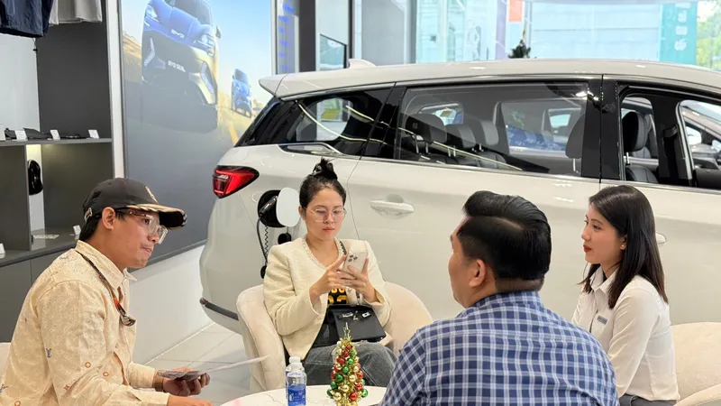 Khách hàng lựa chọn BYD Seal 5 DM-i