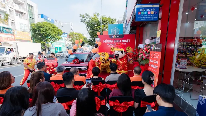 Mạng di động FPT vừa tổ chức sự kiện 2 năm thành lập.