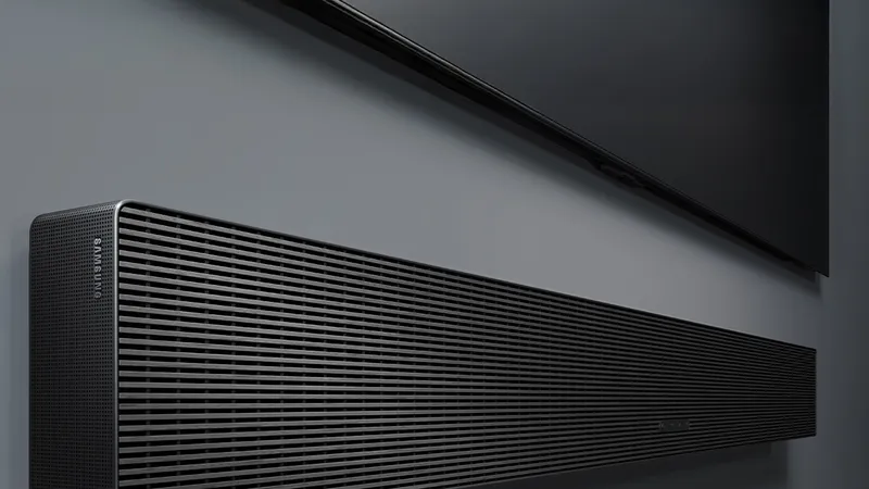 Loa thanh của Samsung là thiết bị mang thêm nhiều giá trị khi sử dụng TV Samsung