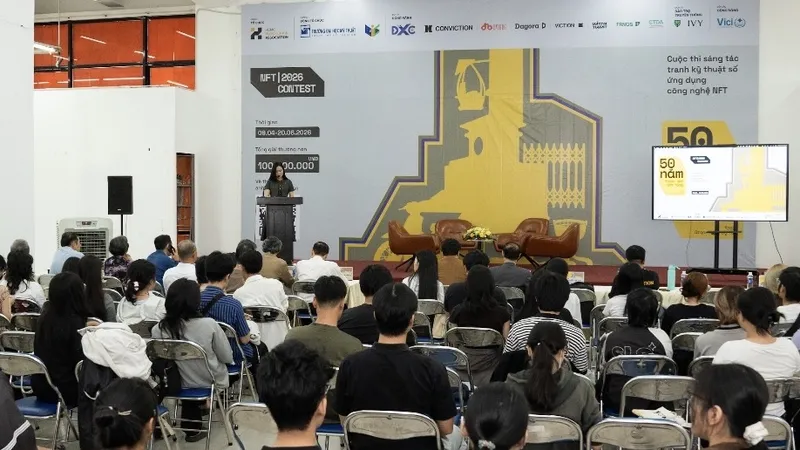 Đông đảo nghệ sĩ, sinh viên tham dự lễ công bố Cuộc thi Sáng tác tranh kỹ thuật số ứng dụng công nghệ NFT