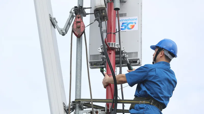Tại Việt Nam, 5G đang trở nên thông dụng nhờ nhà mạng đã đầu tư lớn trong thời gian qua