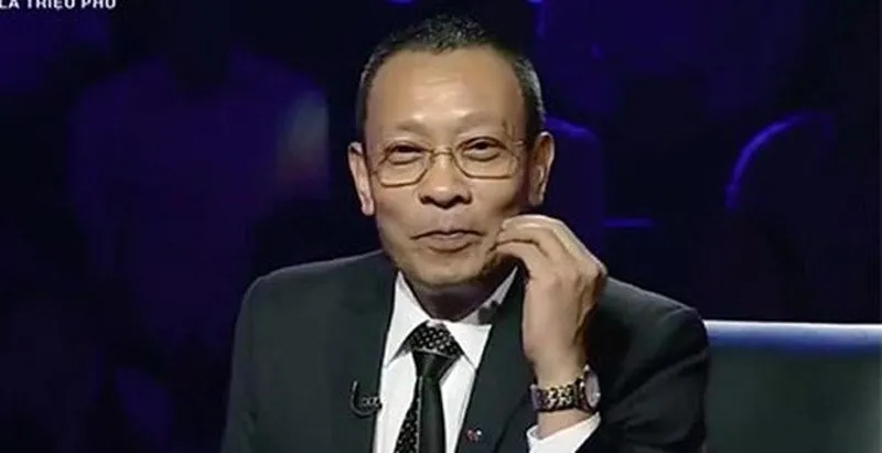 Nhà báo Lại Văn Sâm quay lại dẫn chương trình truyền hình