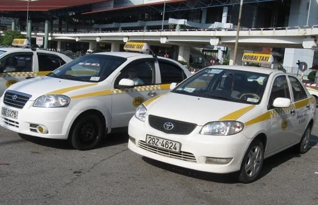 Taxi sân bay ra mắt công nghệ ứng dụng trực tuyến