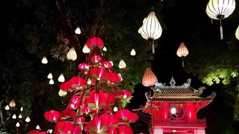 Hàng vạn đèn lồng chờ tỏa sáng đêm “Thu vọng nguyệt” tại Văn Miếu