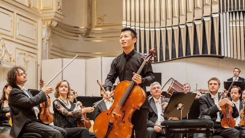 Nghệ sĩ cello Dai Miyata