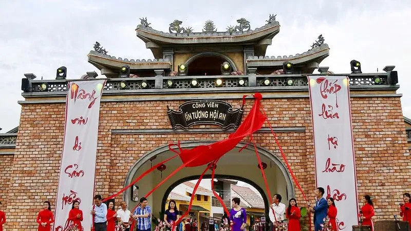Hội An ra mắt công viên văn hoá trên sông Hoài
