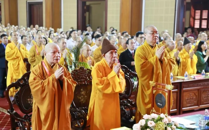Hơn 3.000 tăng, ni, phật tử và đại biểu tham dự buổi lễ