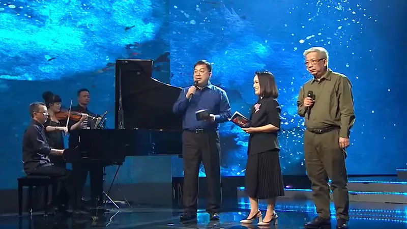 “Từ ấy trong tôi bừng nắng hạ” - Truyền lửa với những vần thơ mang màu ký ức