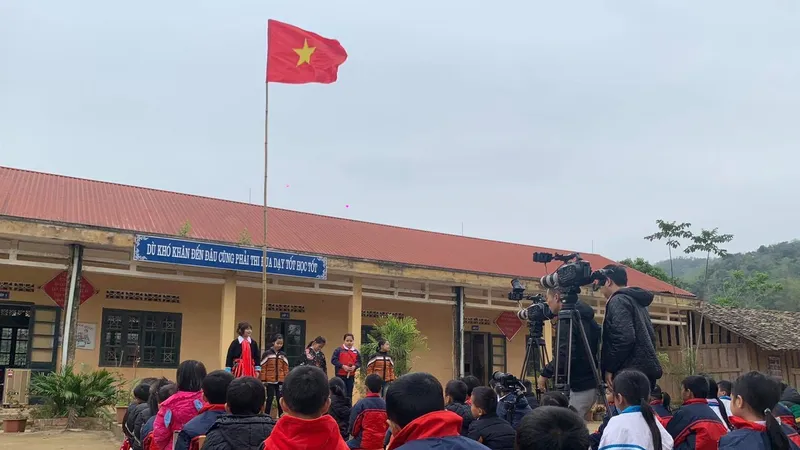 “Tổ quốc trong tim” - xúc động trong lễ chào cờ nơi địa đầu Tổ quốc