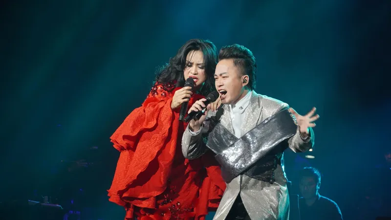 Lắng nghe tình khúc vượt thời gian của Đoàn Chuẩn - Phú Quang trong đêm “Hà Nội phố” 