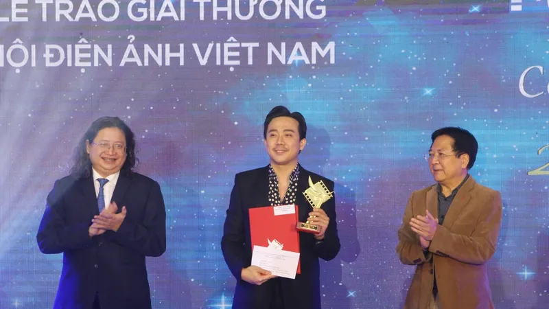 Phim “Bố già” giành 3 giải Cánh diều vàng 2020