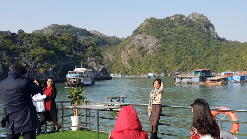 Đề nghị các địa phương ban hành chính sách kích cầu thu hút khách du lịch