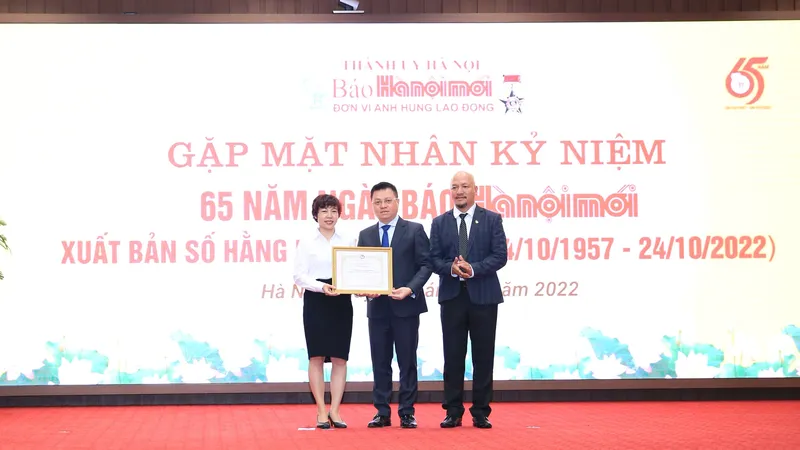 Báo Hànộimới tròn 65 năm ra số hằng ngày đầu tiên
