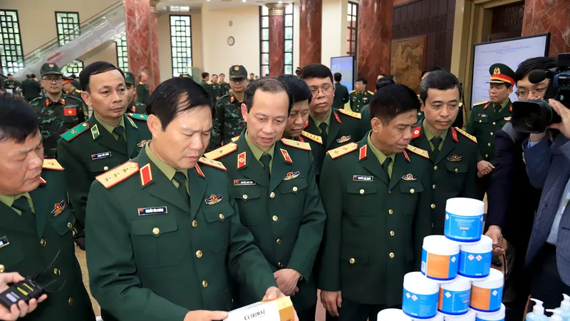 Lãnh đạo Bộ Quốc phòng kiểm tra công tác chuẩn bị hậu cần cho lực lượng tham gia hỗ trợ nhân đạo, cứu trợ thảm họa