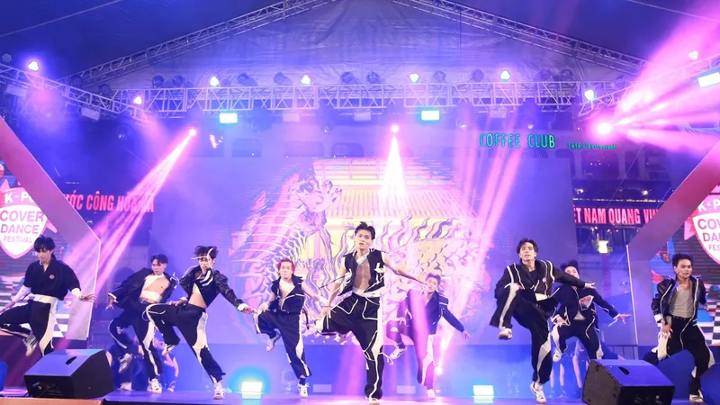 Nhóm nhảy Unwreckable giành vé tham dự Vòng chung kết Lễ hội nhảy K-pop thế giới