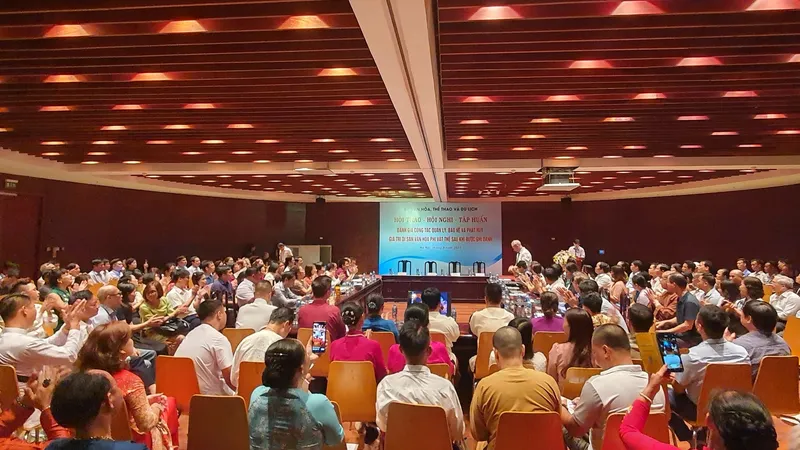 Hội thảo-Hội nghị-Tập huấn với chủ đề "Đánh giá công tác quản lý, bảo vệ và phát huy giá trị di sản văn hóa phi vật thể sau khi được ghi danh"