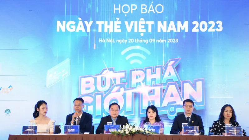 Hơn 103 triệu thẻ ngân hàng nội địa và 36,7 triệu thẻ quốc tế đang lưu hành 
