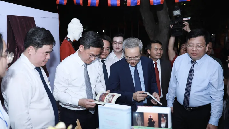 Nhiều cuốn sách hay, nhiều hoạt động tọa đàm, giao lưu với các tác giả, nhà xuất bản sẽ được tổ chức trong Hội sách Hà Nội