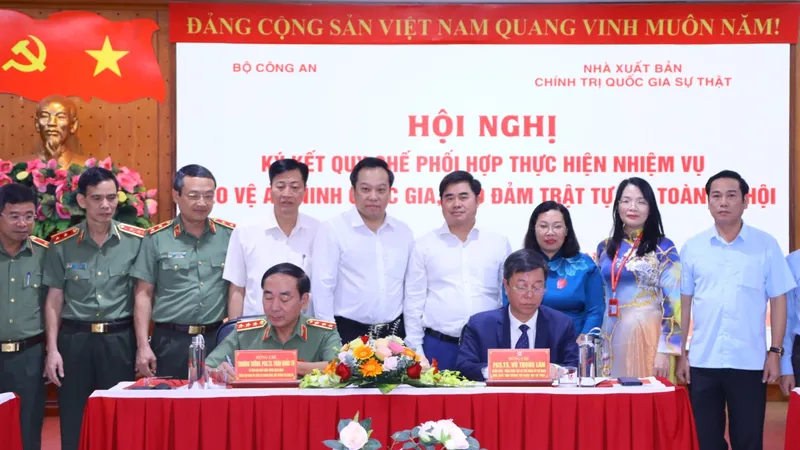 NXB Chính trị quốc gia Sự thật và Bộ Công an tổ chức hội nghị ký kết Quy chế phối hợp