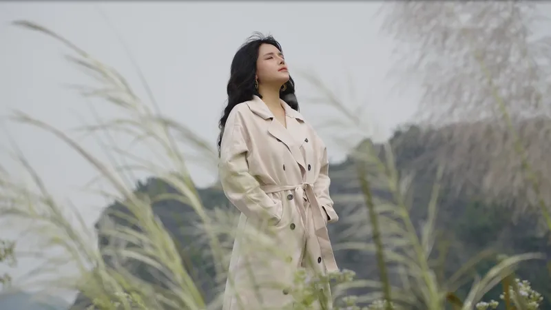 Á quân Thần tượng Bolero ra mắt MV "Mùa đông nhớ anh"