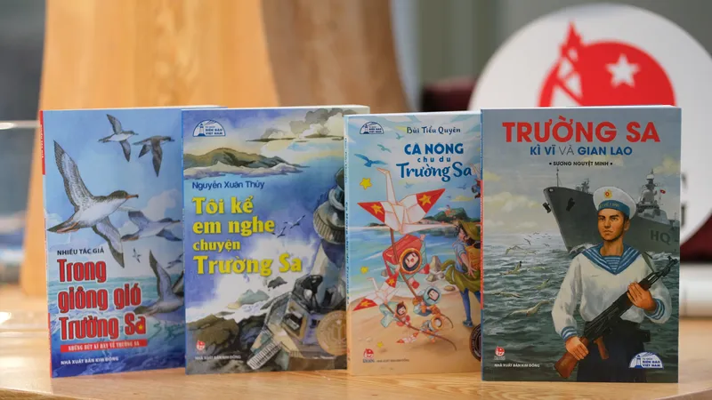 Nhiều tác phẩm đặc biệt dành cho bạn đọc nhỏ tuổi trong Tủ sách Biển đảo Việt Nam vừa được tái bản
