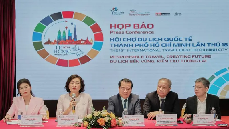 Họp báo chia sẻ thông tin các hoạt động tại hội chợ