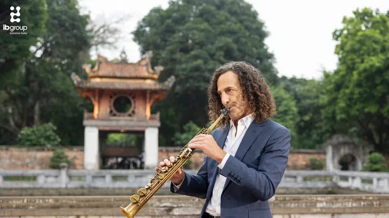 Huyền thoại saxophone Kenny G quảng bá du lịch Việt Nam
