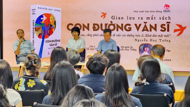 Giao lưu, ra mắt sách Con đường văn sĩ của nhà văn Nguyễn Huy Tưởng