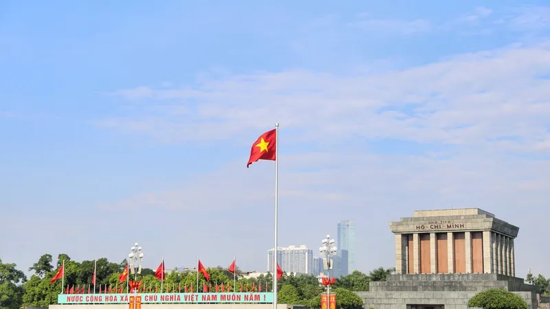 Tạm dừng viếng Lăng Chủ tịch Hồ Chí Minh từ ngày 10-6