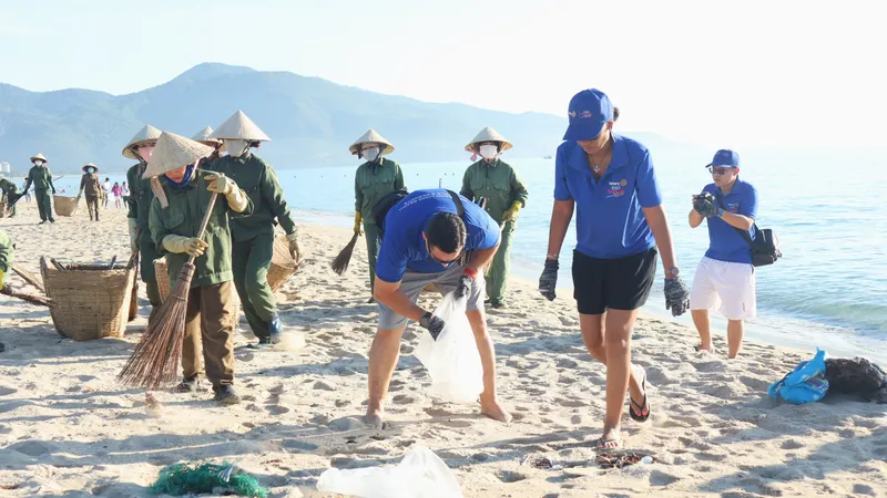 Giảm thiểu rác thải nhựa là mục tiêu phấn đấu của ngành du lịch hướng tới phát triển bền vững