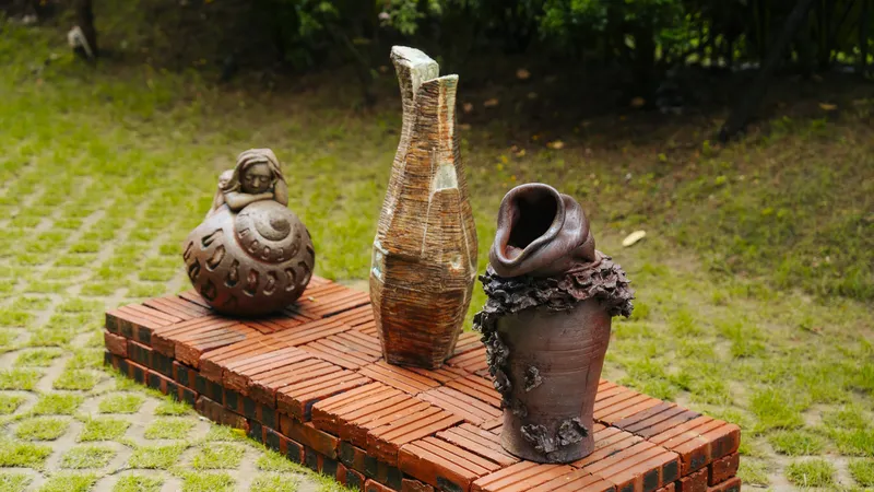 Các tác phẩm được trưng bày tại Làng nghệ thuật Việt Nam
