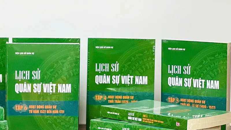 Bộ Lịch sử Quân sự Việt Nam gồm 14 tập được tái bản