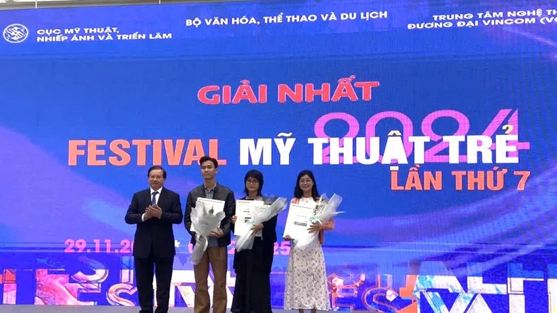 Festival Mỹ thuật trẻ lần thứ 7 trao giải thưởng cho 29 tác phẩm xuất sắc