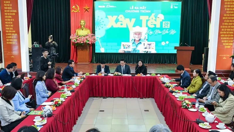 "Xây tết 2025" hỗ trợ phần quà cho 18.500 công nhân