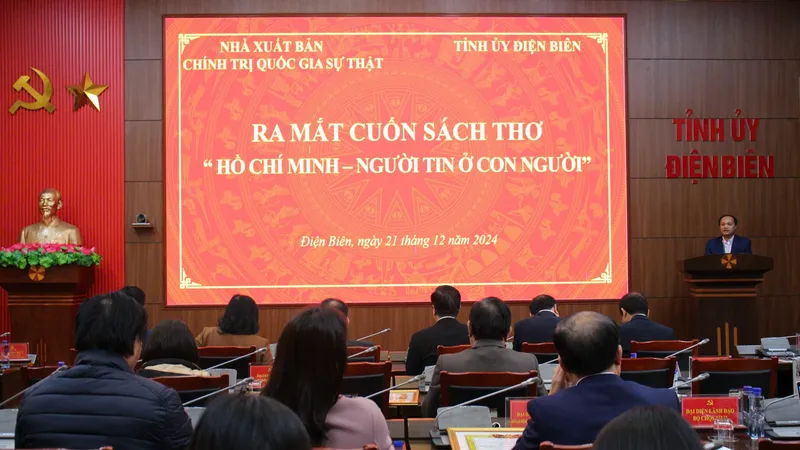 Ra mắt tập thơ về Chủ tịch Hồ Chí Minh