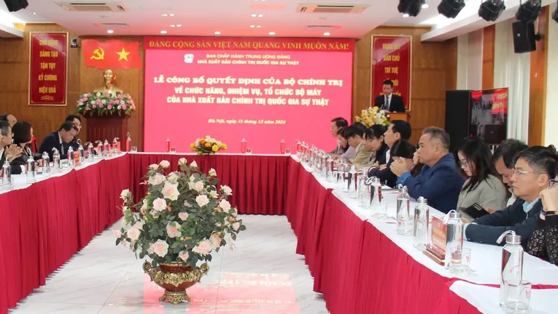 NXB Chính trị quốc gia Sự thật giảm 3 vụ sau sắp xếp
