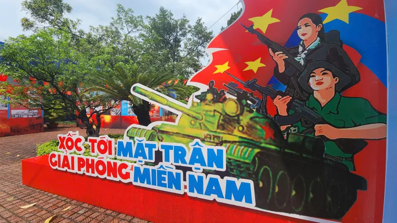 Triển lãm "Con đường Thống nhất" khai mạc tại Hoàng thành Thăng Long