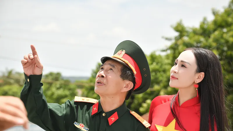  Cảnh trong MV “Còn mãi với non sông”, nén tâm nhang dành tri ân các anh hùng liệt sĩ
