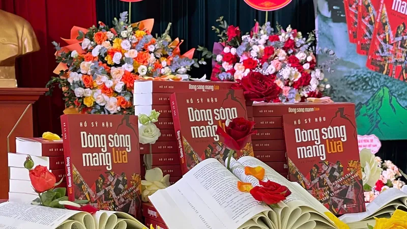 Khúc tráng ca về bộ đội xăng dầu Trường Sơn qua “Dòng sông mang lửa” 