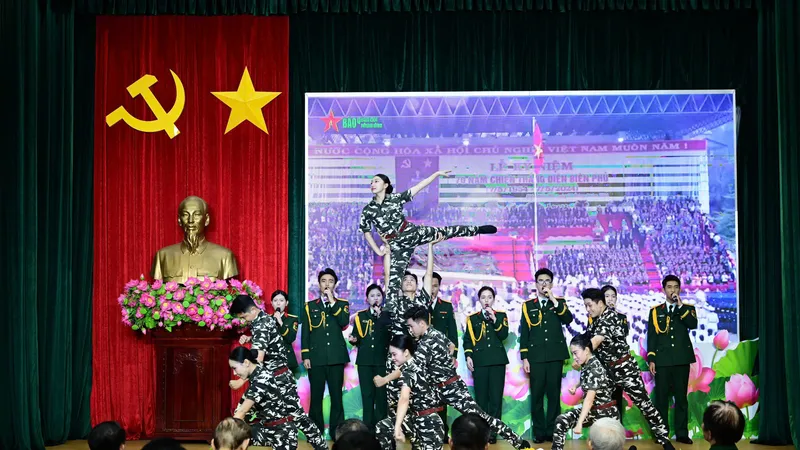 22 tác phẩm được vinh danh tại Cuộc thi viết “Những tấm gương bình dị mà cao quý” 