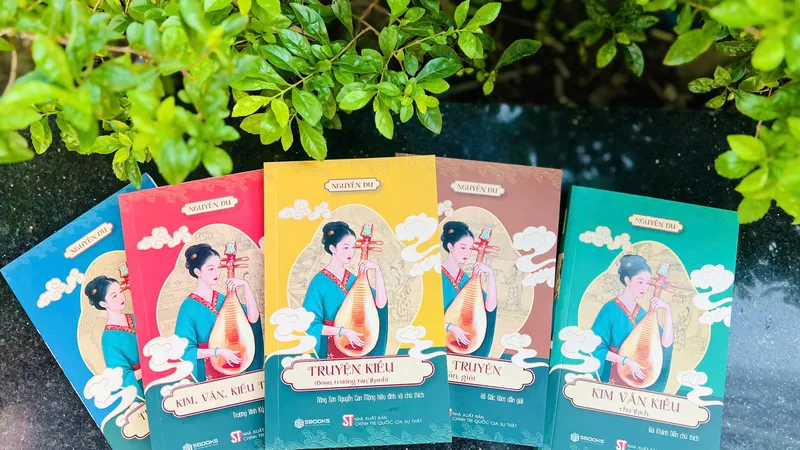 Nguồn khảo cứu quý báu về ngôn ngữ qua 5 ấn phẩm Truyện Kiều