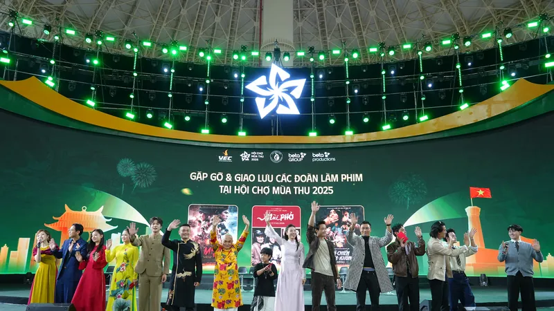 Giao lưu với các đoàn phim tại Hội chợ mùa Thu 2025