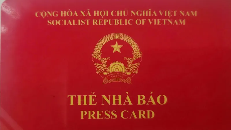 Kéo dài thời hạn sử dụng thẻ nhà báo đến hết tháng 6-2026