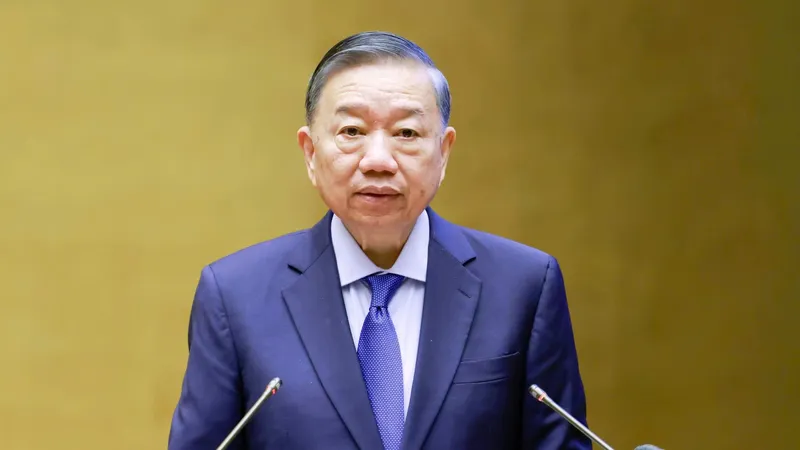 Tổng Bí thư, Chủ tịch nước Tô Lâm phát biểu chỉ đạo tại hội nghị toàn quốc nghiên cứu, học tập, quán triệt và triển khai Nghị quyết 10-NQ/TW về phát triển kinh tế có vốn đầu tư nước ngoài. Ảnh: VIẾT CHUNG