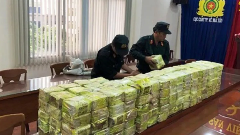 Phá đường dây ma túy lớn nhất TPHCM từ trước đến nay