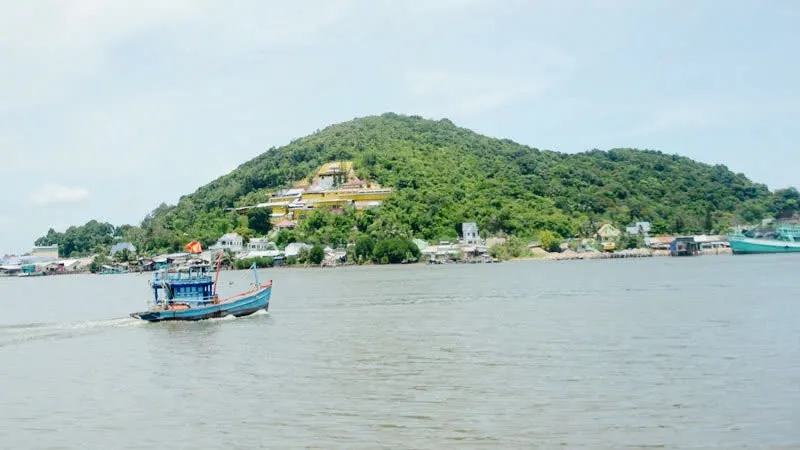 Kiên Giang: Nhiều cán bộ ở TP Hà Tiên bị đề nghị kiểm điểm do sai phạm về đất đai