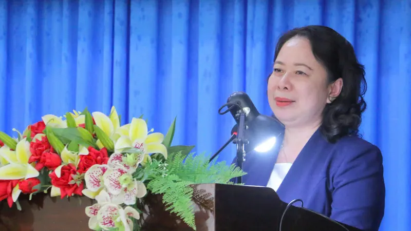 Phó Chủ tịch nước Võ Thị Ánh Xuân tiếp xúc cử tri tại An Giang