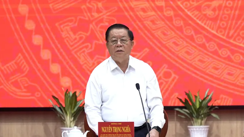 An Giang kiến nghị mở rộng chính sách miễn thị thực, đầu tư điện lưới cho đảo Thổ Châu, Nam Du 